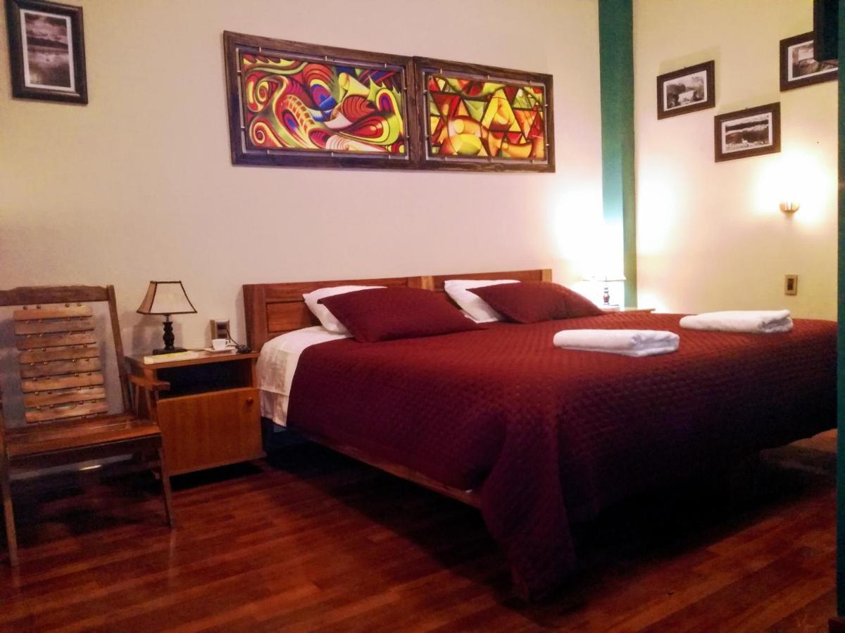 Hostal Cagnapa Restobar ウユニ エクステリア 写真